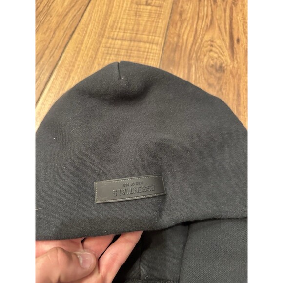 Fear of God Essentials Stretch Limo Black Pullover Hoodie Size Medium - Picture 3 of 11